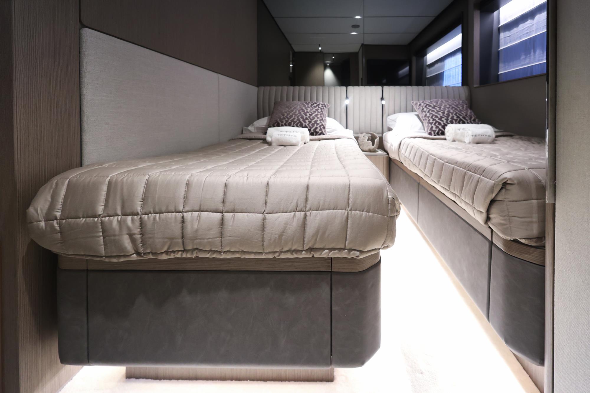 2024 FERRETTI YACHTS INFYNITO 90 